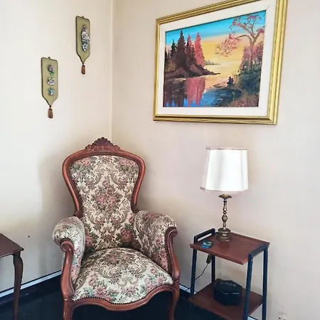 With 3 Bedrooms In With Wonderful City View Balcony And Wifi 2 Km From The Beach Gênes